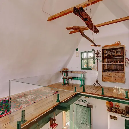 Alpstuga Echoes Of Vladicu-casa Tamplarului Cluj-Napoca